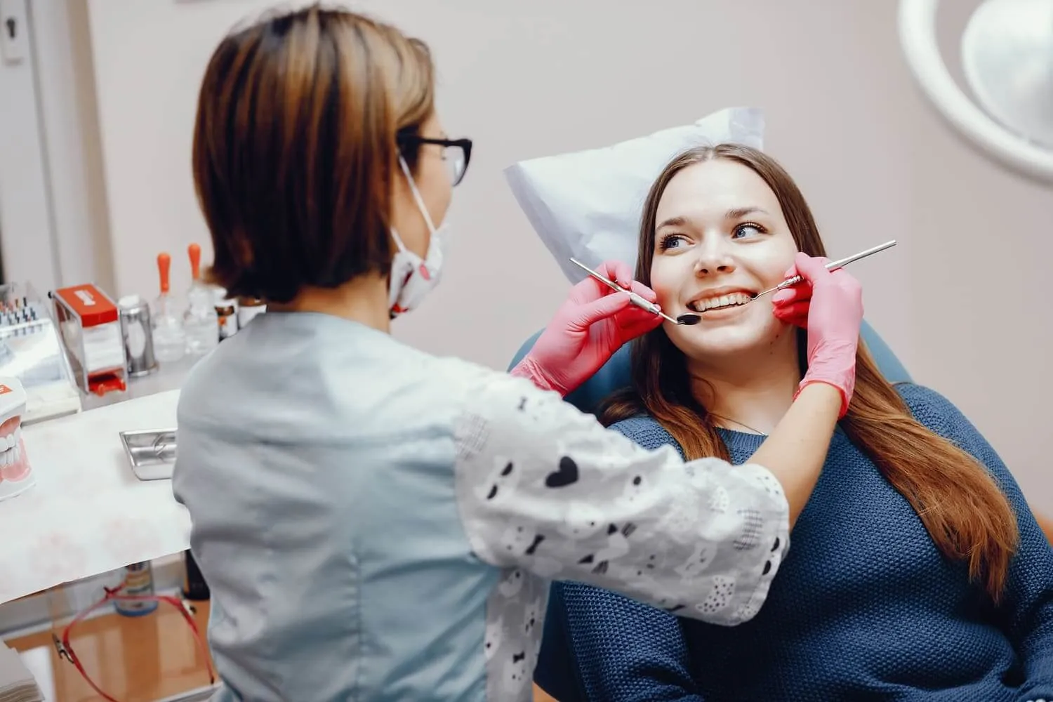 Ventajas de la limpieza dental en Las Águilas